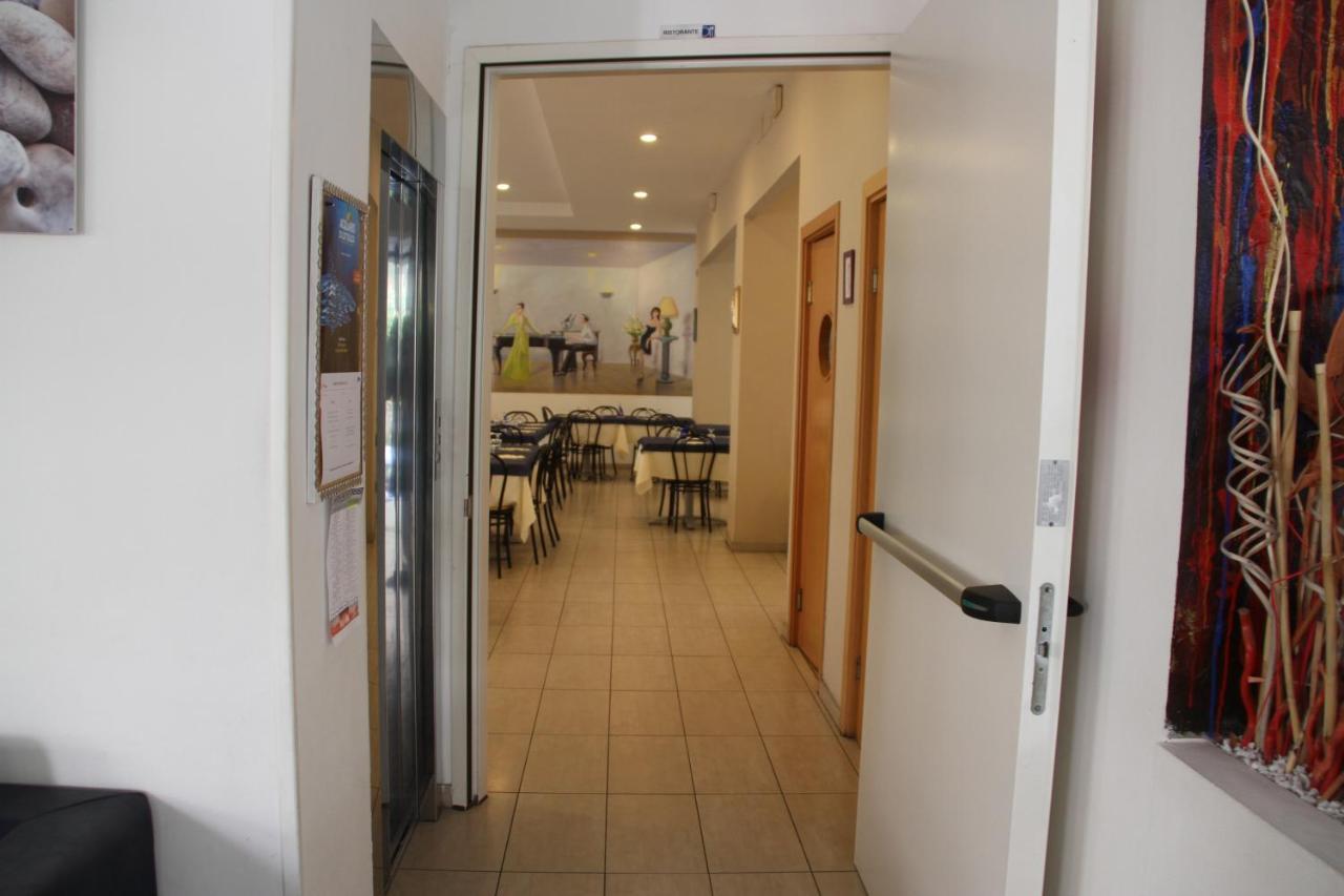 קאטוליקה Hotel Clipper מראה חיצוני תמונה